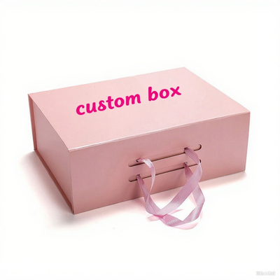 Luxury Pink Printed Magnetic Gift Boxes Ribbon Handle Custom Logo Imballaggio rigido in cartone per abbigliamento