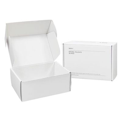 Abbigliamento per animali personalizzato Imballato per cani Scatola di imballaggio Pieghevole White Mailer Spedizione Scatola ondulata