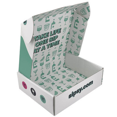 Certificato Piccolo lotto Hard Three-layer Corrugated Mail Box per imballaggi di abbigliamento