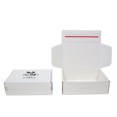 CMYK Color Offest Printing E Commerce Packaging Box Logo e dimensione personalizzati