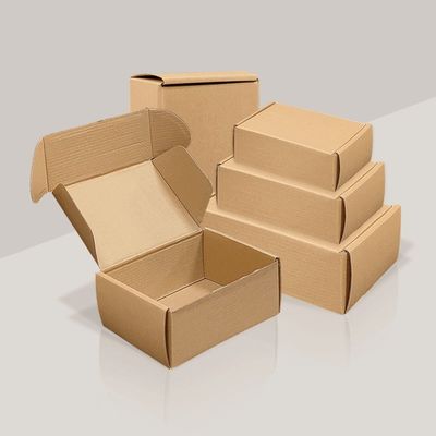CMYK Color Offest Printing E Commerce Packaging Box Logo e dimensione personalizzati