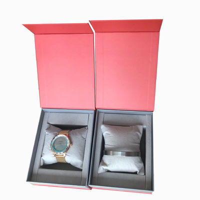 Cassa orologio con cuscino La perfetta combinazione di funzione e stile