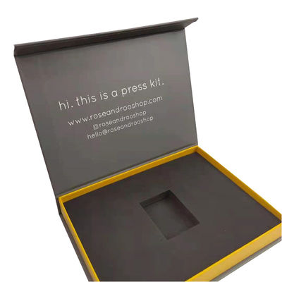 Cartone Magnetico Cartone regalo Business NFC Vip Cartone di credito confezionamento e personalizzabile