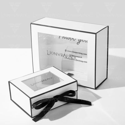 Flip Top PVC carta da finestra confezionata in modo personalizzato Grande scatola regalo a chiusura magnetica con coperchio chiaro