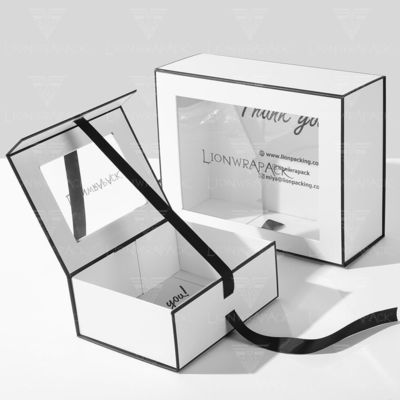 Flip Top PVC carta da finestra confezionata in modo personalizzato Grande scatola regalo a chiusura magnetica con coperchio chiaro
