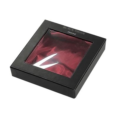Logo nero Casella bianca per accessori per capelli Dispositivo spazzola Dimensione personalizzata e ordine accettato