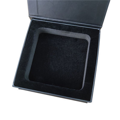 Altri Disegno personalizzato Carta rigida nera opaca Cartone imballaggio regalo Scatola magnetica con inserto di schiuma