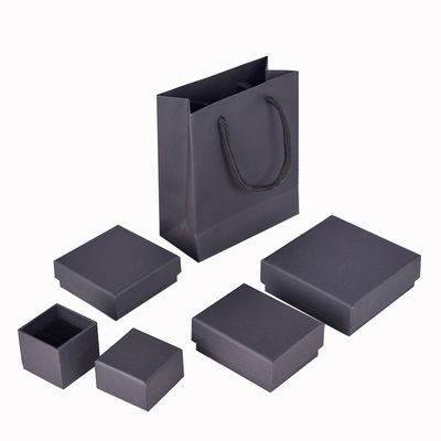 Scatola di imballaggio cosmetico in cartone rigido con chiusura magnetica e design personalizzato