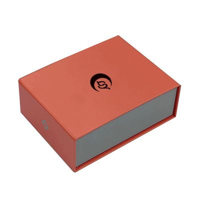 Scatola regalo magnetica verniciata a forma di libro rosso rettangolare con flip top e presa magnetica