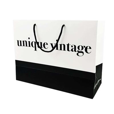 OEM Disegni personalizzati Luxury Matte Gift Shopping Paper Bag Con Logo Per Abbigliamento Scarpe