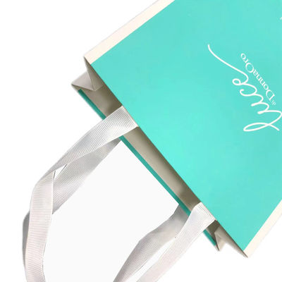 Sacchetto regalo di carta verde matto di lusso per l' imballaggio dei vestiti