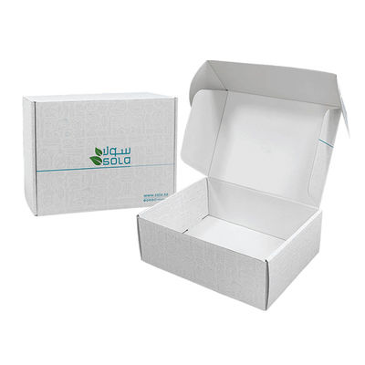 Carta Kraft su misura Cartone Abbigliamento Abbigliamento Imballaggio Cartone Spedizione in movimento Spedizione Scatole ondulate con nastro adesivo