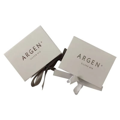 Collare personalizzato Gioielli Scatola di cartone Scatola regalo di lusso Imballaggio con nastro Scatola regalo magnetica premium