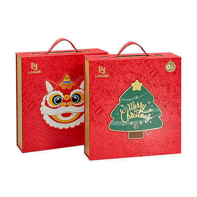 Logo personalizzato Ospite Porta di nozze cinese Scatola regalo Scatola di caramelle Scatola di imballaggio Carta abito da sposa Scatola regalo con chiusura a nastro