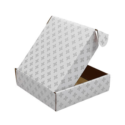 Consegna Cartone di spedizione Scatole di imballaggio Cartone di carta pieghevole Kraft cartone corrugato bianco scatola di imballaggio per corrispondenza