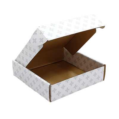 Consegna Cartone di spedizione Scatole di imballaggio Cartone di carta pieghevole Kraft cartone corrugato bianco scatola di imballaggio per corrispondenza