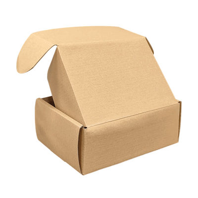 Logo personalizzato stampato Eco-friendly Consegna Cartone di carta kraft marrone Cartone di spedizione