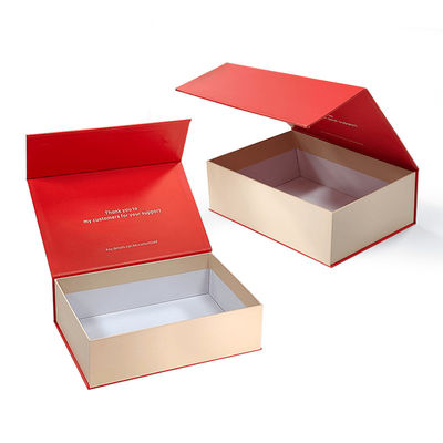 Custom Luxury Red Magnetic Clamshell Christmas Theme Gift Box Biodegradabile Rigid Magnetic Closure Box Confezionamento con manico
