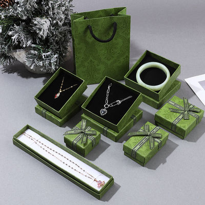 Scatola di imballaggio in cartone verde scuro su misura per gioielli Colletto Bracciale Anelli cassetto regalo con logo stampato