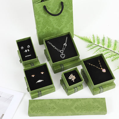 Scatola di imballaggio in cartone verde scuro su misura per gioielli Colletto Bracciale Anelli cassetto regalo con logo stampato