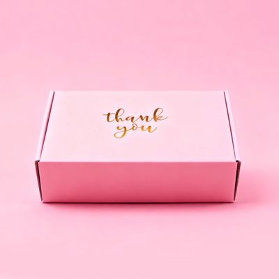 Imballaggio regalo biodegradabile riciclabile ondulato per scarpe, vestiti, spugna, posta e spedizioni