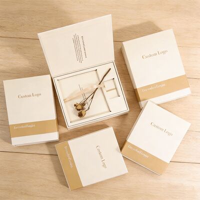 Scatola regalo magnetica personalizzata in cartone rigido Eva per carte sportive