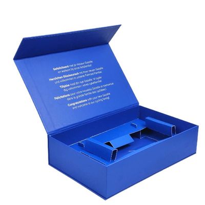 Imballaggio in cassetto di cartone aperto per la cura della pelle elegante