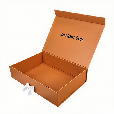 Wholesale High-End Luxury Magnetic Gift Box Custom Logo Abbigliamento pieghevole Imballaggio con nastro